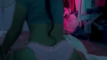 Alahna Ly Twerks Her Big Bubblebutt on cam Onlyfans Video