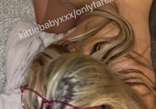 KittieBabyXXX Blowjob Facial Leaked Onlyfans Porn Video