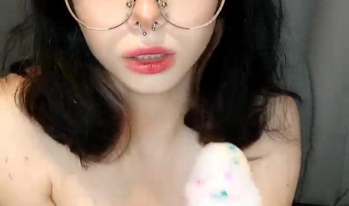 Kovicki Gothic Teen Sucking Dildo To Her Throat Onlyfans Video