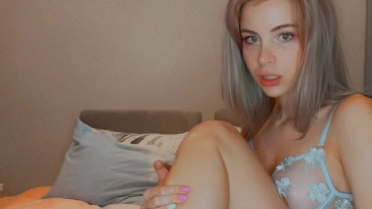 Animaechan Teen Babe Teasing her Feets While Wearing See Through Lingerie Onlyfans Video