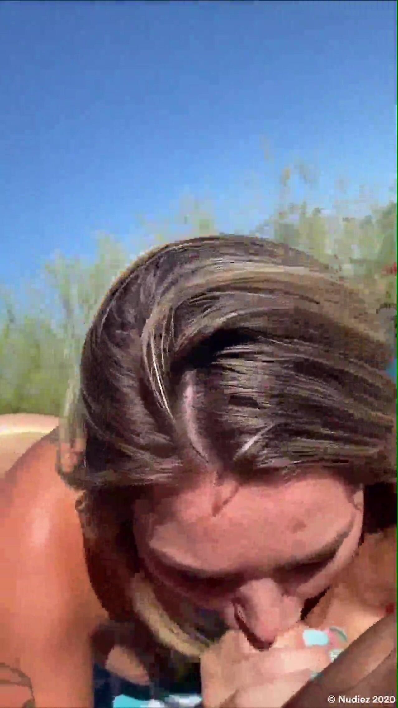 Heidi Grey Amateur Beauty Giving Deep Blowjob to BF at Outdoor VIdeo