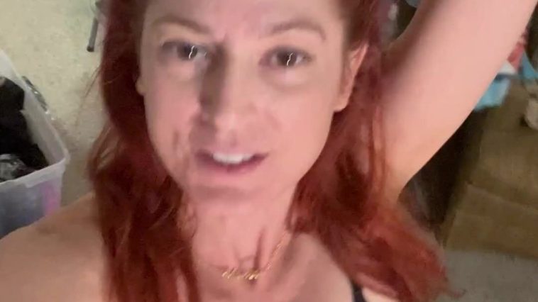 Heidi_lee Redhead Babe Trying Out Tight Outfits On Cam Onlyfans Video