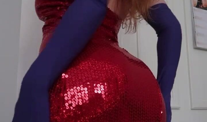 Imogen Lucie Lift Her Beautiful Red Dress And Show Big Ass Onlyfans Video