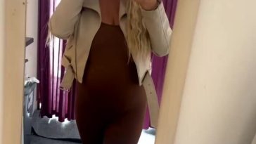 Kymgraham92 Milf Shows Amazing Figure in Mirror Onlyfans Video