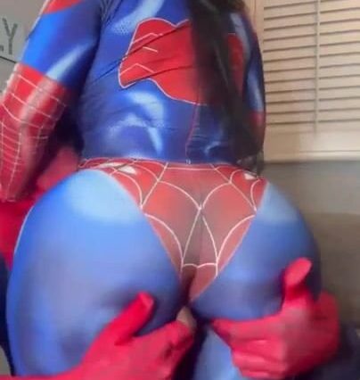 Lissa Aires – Spider-Girl Creampied By Spiderman