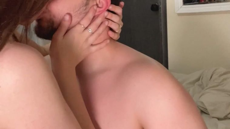 Maddiexmyles Kissing her BF While Gets Drilled her Pussy Onlyfans Video