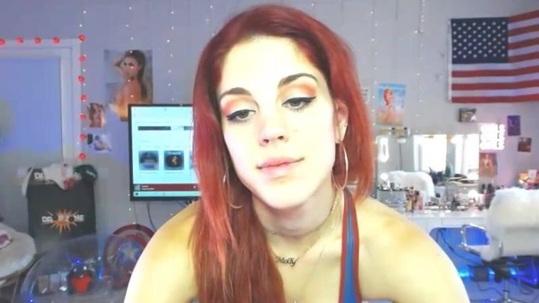 Nakedbarbiedoll Shows her Tits and Nipples While Talking to her Fans in Live Stream Video