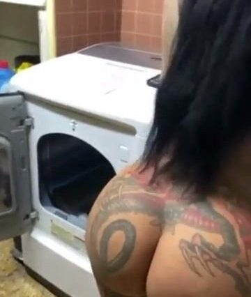 SeeBrittanya Big Booty Nude Laundry Sextape Onlyfans leaked video