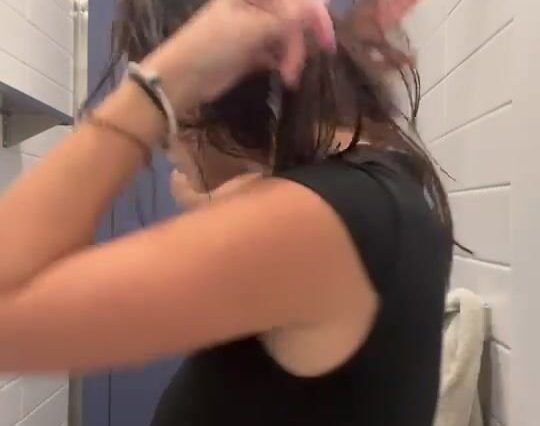 Whipitdev Aka Nnevelpappermann In Public Bathroom Playing With Her Hard Nipples Video