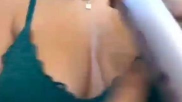 Whipitdev Aka Nnevelpappermann Took Her Boob Out And Start Squeezing With Cream Video